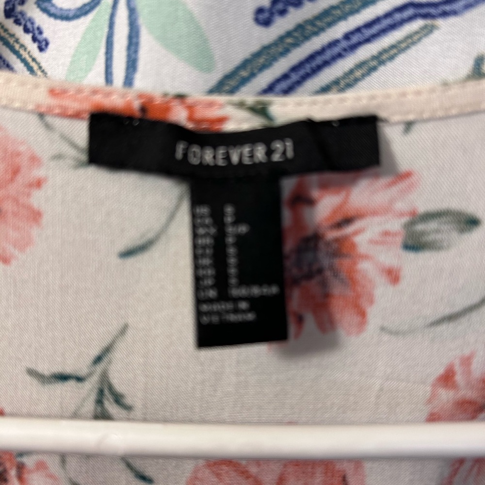 FOREVER 21 Floral Wrap Dress in Cream and Orange Print with Tie Waist - Picture 7 of 12